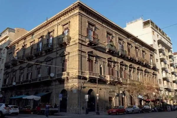 Hotel Donnafrancaflorio Palermo 0*,