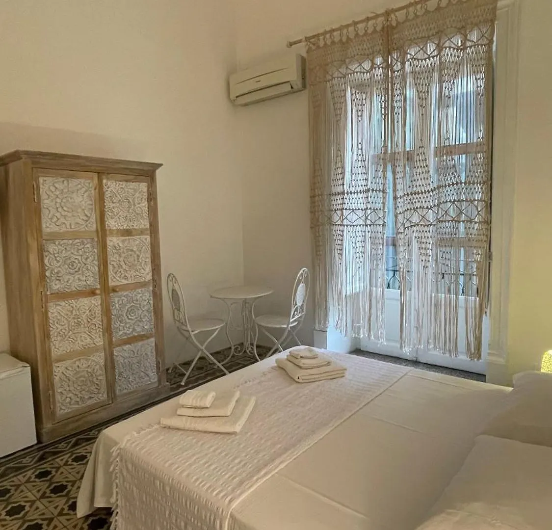 Hotel Donnafrancaflorio Palermo 0*,