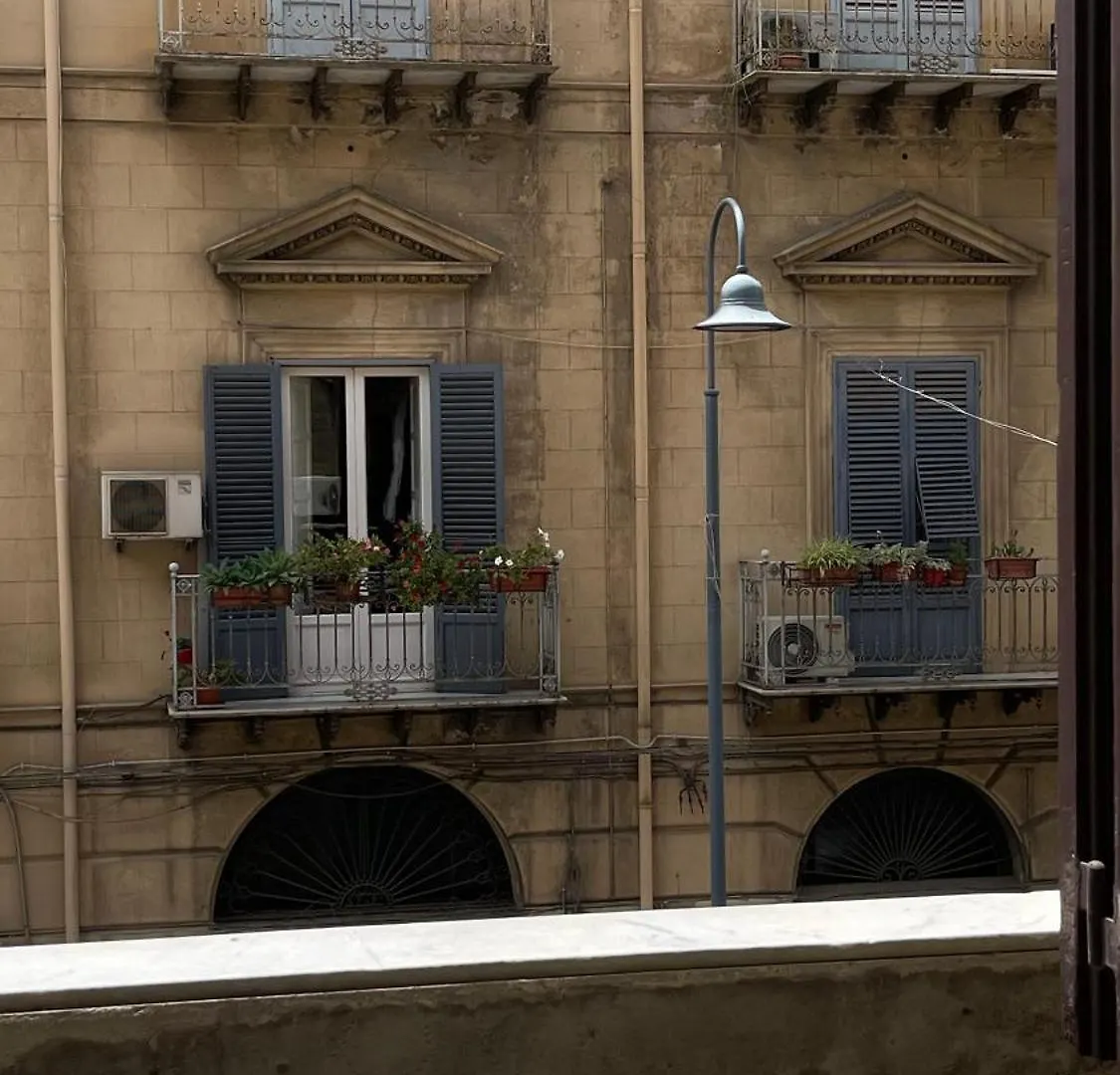 Donnafrancaflorio Hotel Palermo 0*,